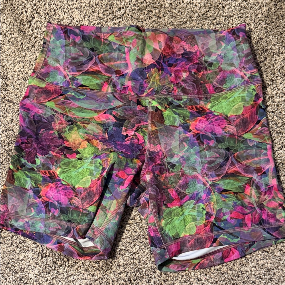 Wunder Train High rise short 6”